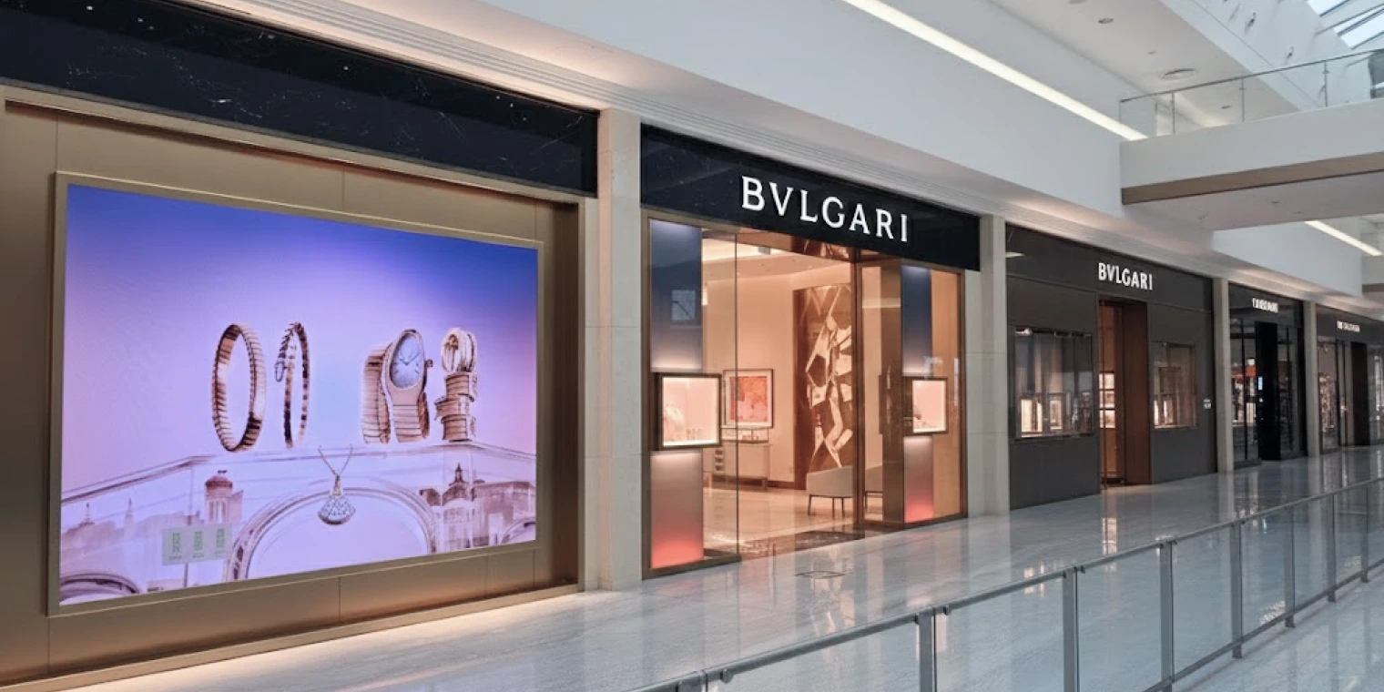 시선을 사로잡는 연출, 구매로 이어지는 경험