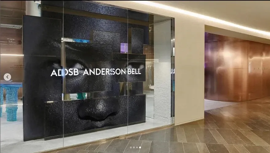 앤더슨벨, 도산 플래그십 - 이미지 2