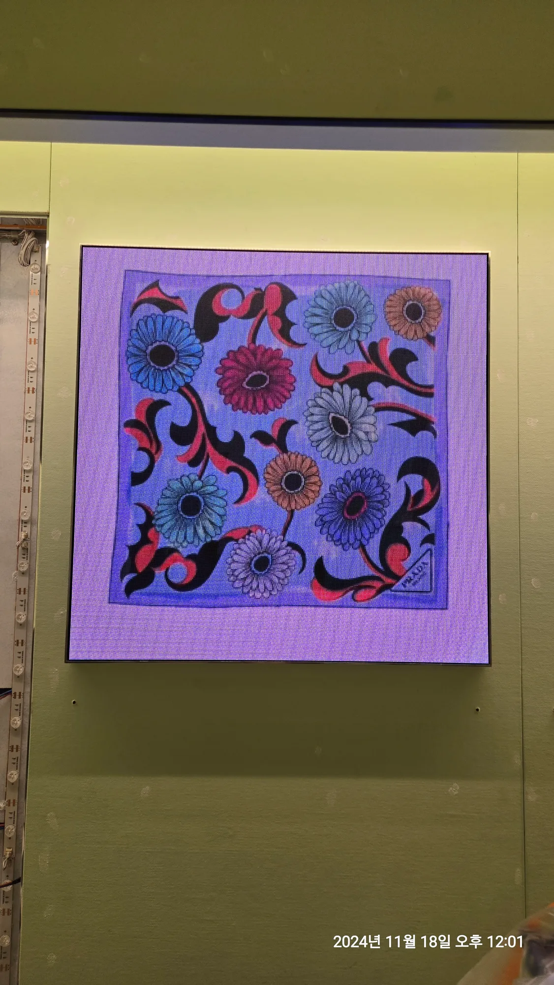 프라다 현대백화점 중동 - 이미지 5