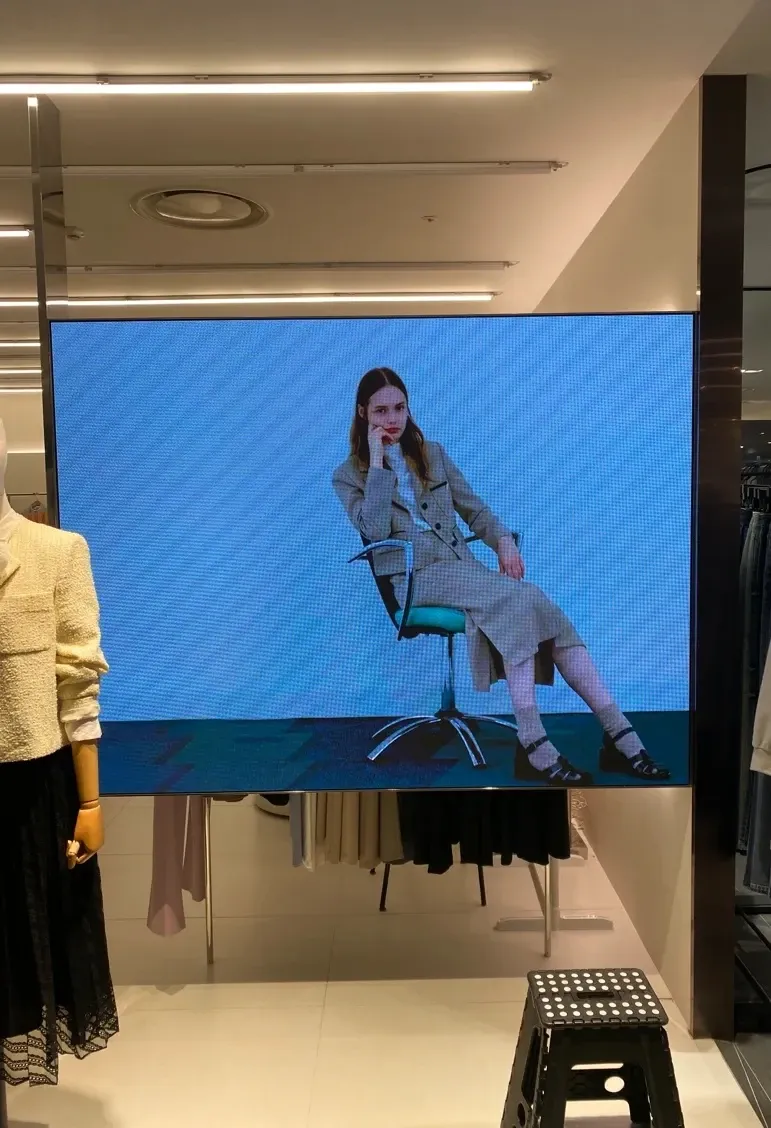 라인어디션, 신세계백화점 광주 - 이미지 2