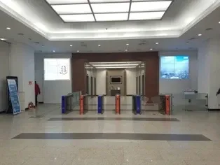 삼성디스플레이, 로비 - 이미지 1