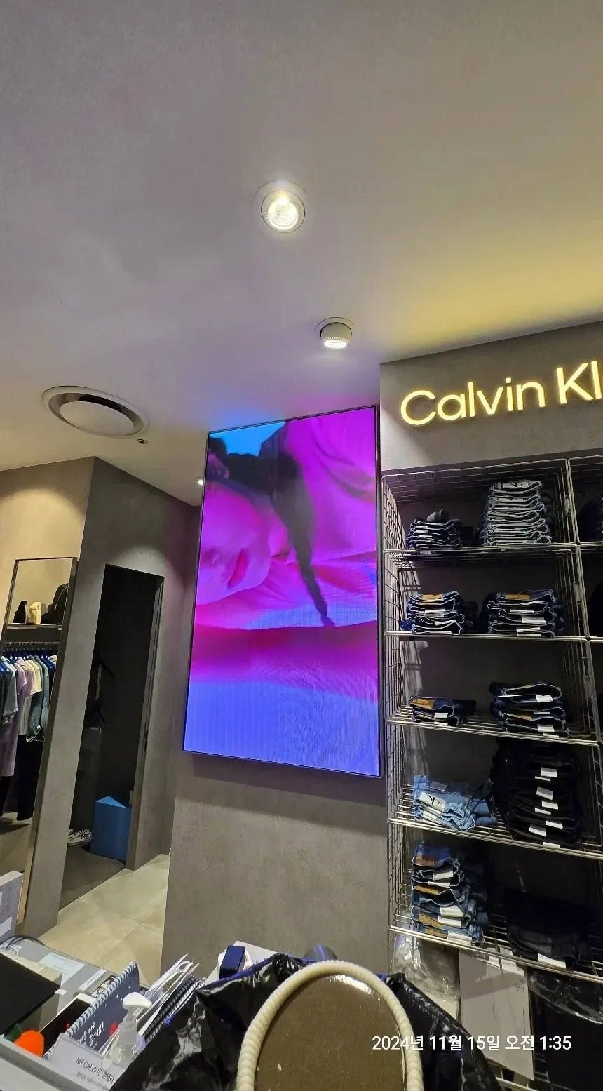 캘빈클라인 갤러리아 센터시티 천안 - 이미지 1