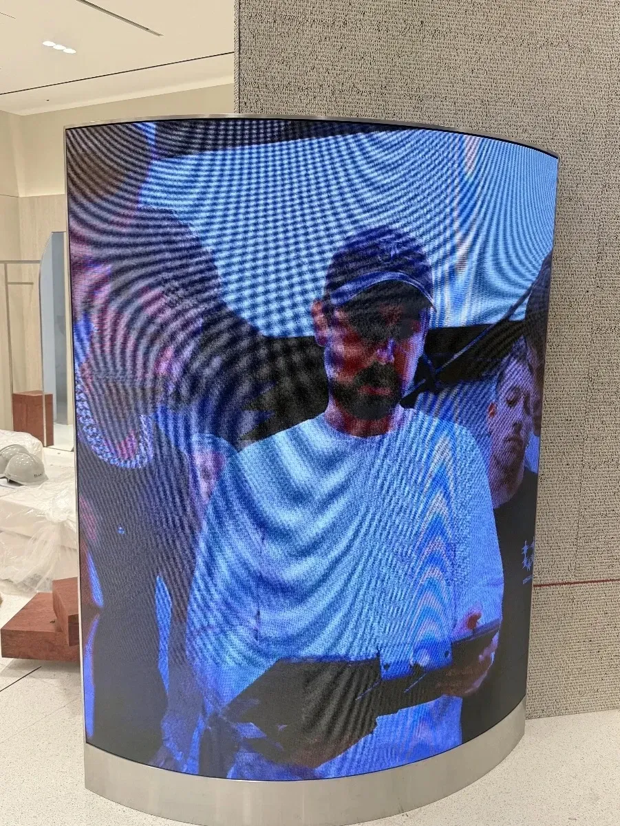 페트레이, 현대백화점 천호 - 이미지 1