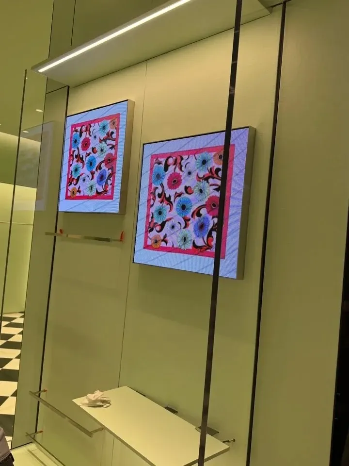 프라다 신세계백화점 센텀시티 - 이미지 1