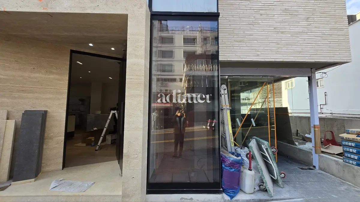 한남동 팝업 투과형 LED