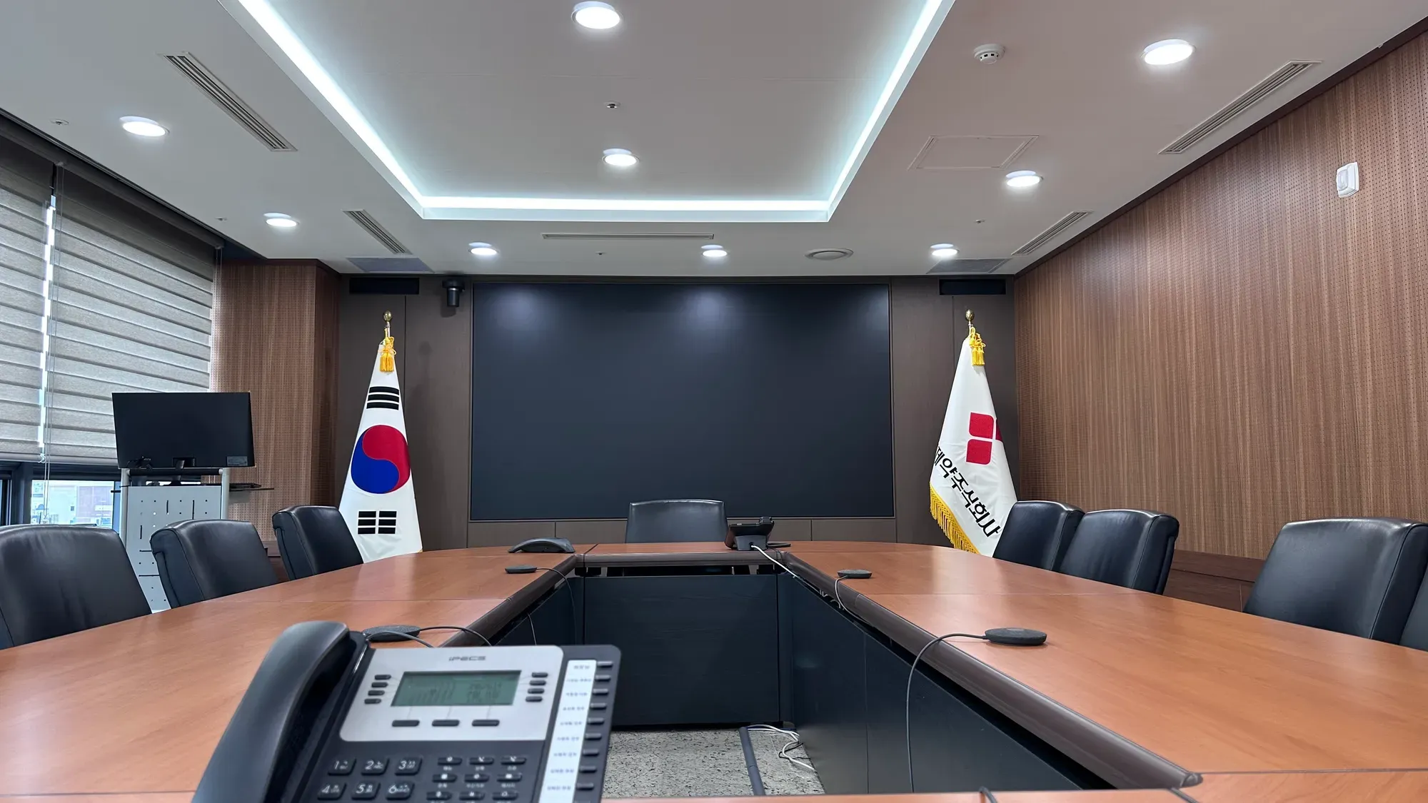 명인제약 본사 - 소회의실